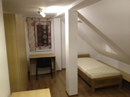 2 posteľová izba - podkrovie